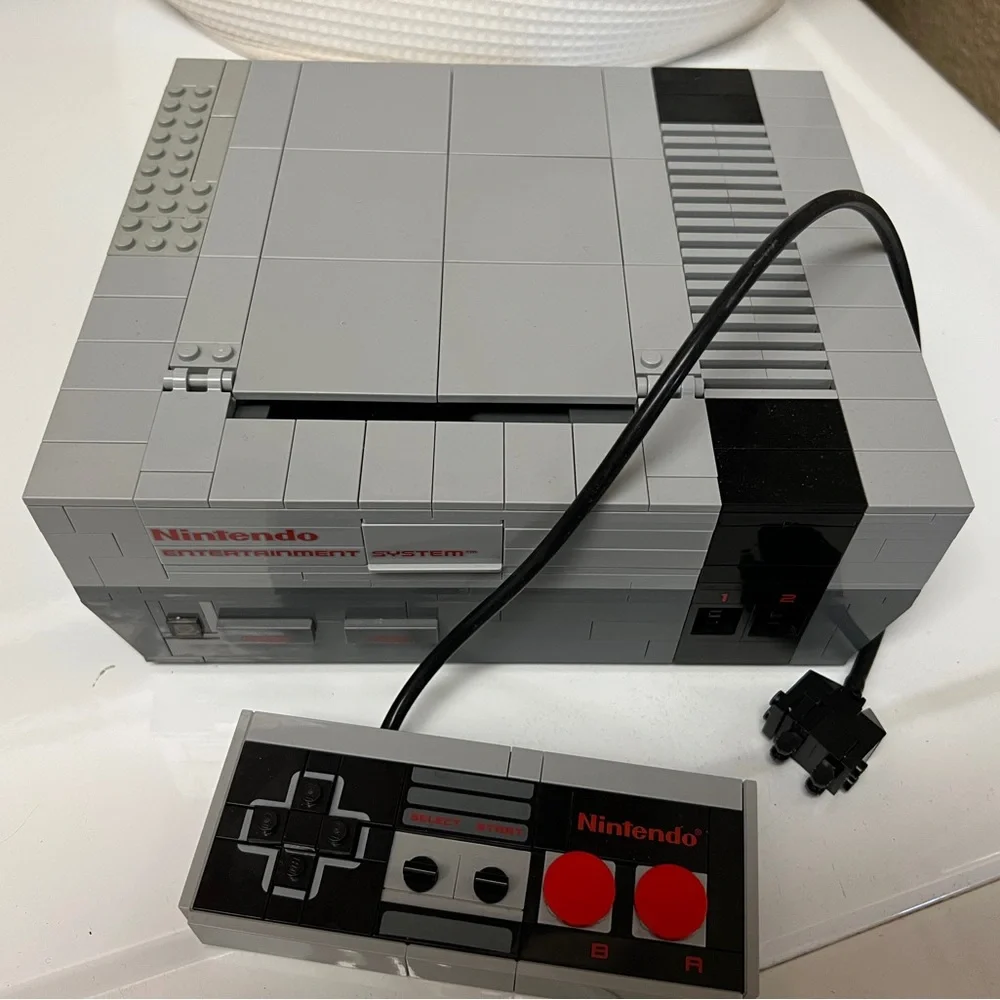 Nintendo Gray Video Game Console with Controller and Game disk lego set